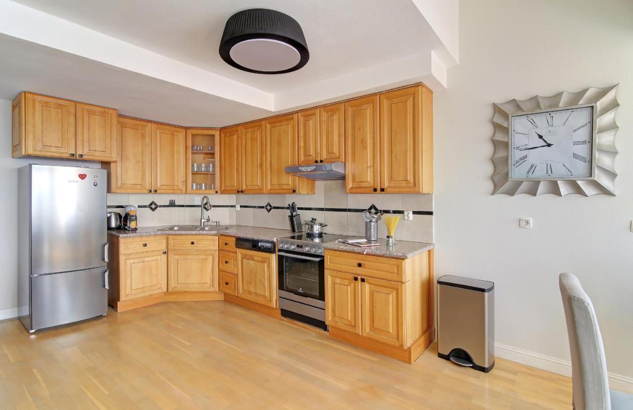 Spacious 2 Bedroom Apt Luxeview- Oldtownview, 10Min To Town Ντουμπρόβνικ Εξωτερικό φωτογραφία